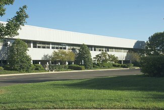 Plus de détails pour 13000 Midlantic Dr, Mount Laurel, NJ - Bureau, Industriel/Logistique à louer