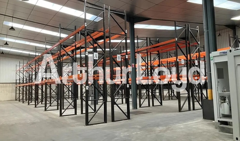 Industriel/Logistique dans Mondeville à vendre - Photo intérieure – Image 1 sur 2