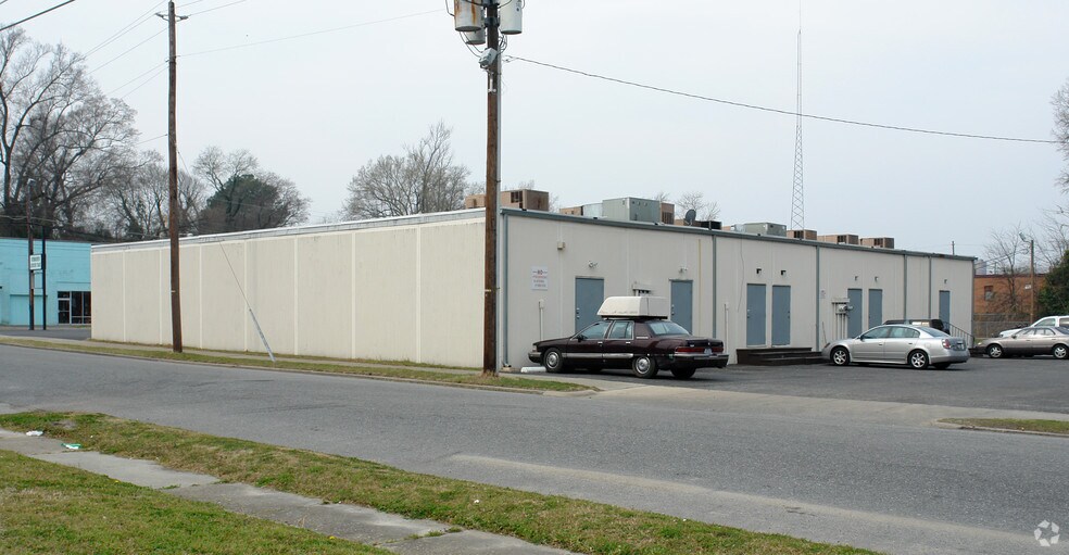 519-533 E Ash St, Goldsboro, NC à louer - Photo de l’immeuble – Image 2 sur 2