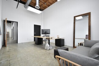 Plus de détails pour 1738-1740 Cordova St, Los Angeles, CA - Local d'activités à louer