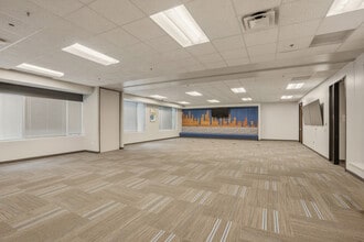 1707 Market Place Blvd, Irving, TX à louer Photo intérieure– Image 1 sur 9