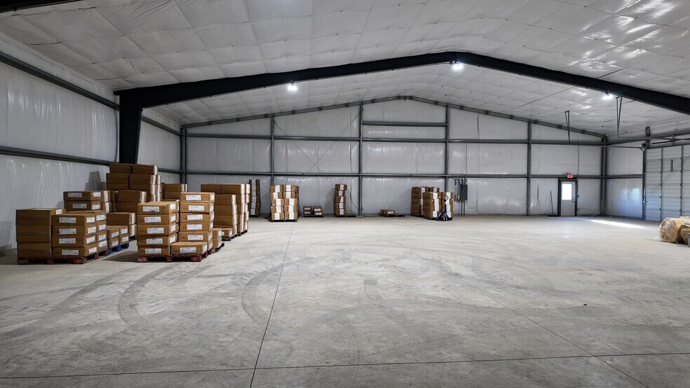 6010 E State Highway 76, Kirbyville, MO à louer - Photo de l’immeuble – Image 3 sur 10