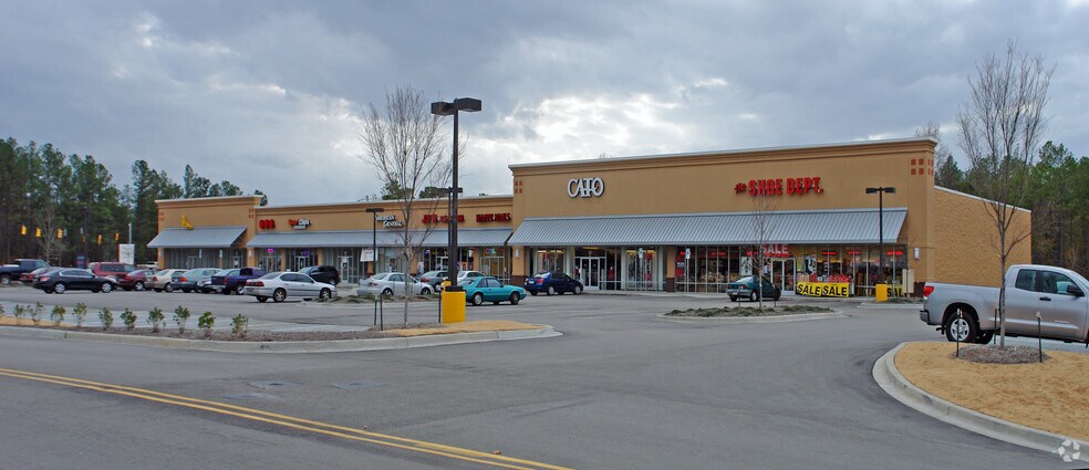 327 Killian Rd, Columbia, SC à louer - Photo principale – Image 1 sur 1