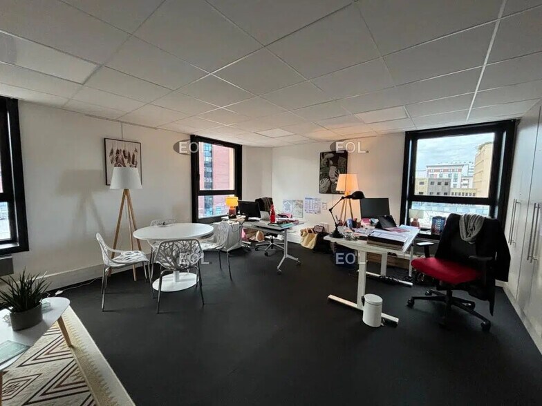 56 Boulevard Des Coquibus, Évry-Courcouronnes à vendre - Photo de l’immeuble – Image 2 sur 8