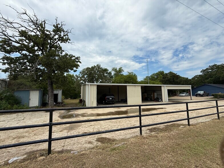 10015 FM 751, Quinlan, TX à vendre - Photo de l’immeuble – Image 2 sur 19