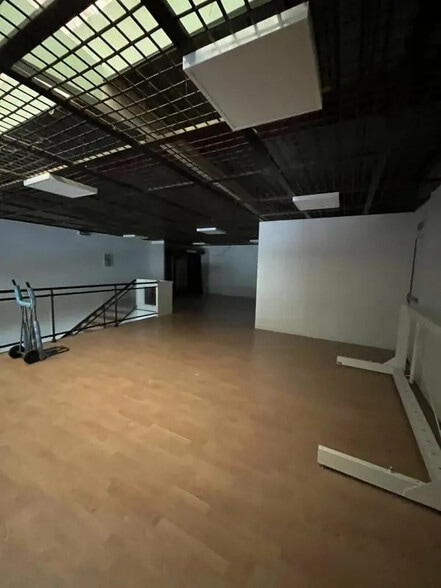 Local commercial dans Boissise-le-Roi à louer - Photo intérieure – Image 3 sur 4