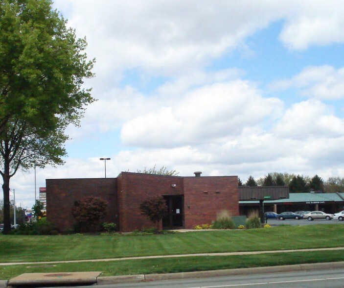 1601 N Alpine Rd, Rockford, IL à vendre - Photo principale – Image 1 sur 5