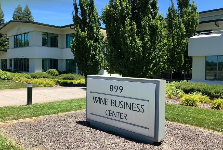 899 Adams St, Saint Helena, CA à vendre - Photo de l’immeuble – Image 1 sur 15