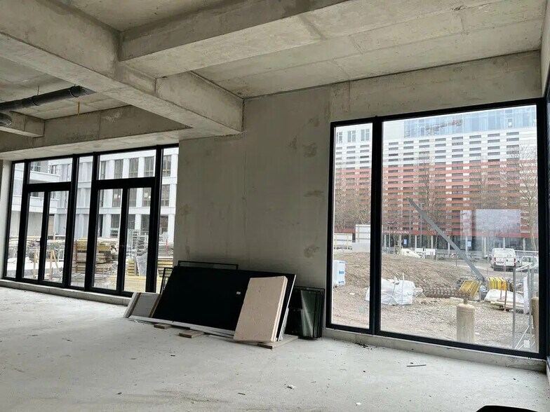Local commercial dans Strasbourg à louer - Photo de l’immeuble – Image 3 sur 12