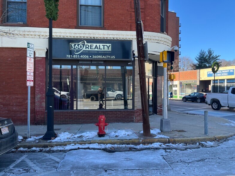 661-671 Salem St, Malden, MA à louer - Photo de l’immeuble – Image 3 sur 27