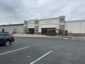 981 S Main St, Logan, UT à louer Photo de l’immeuble– Image 1 sur 14