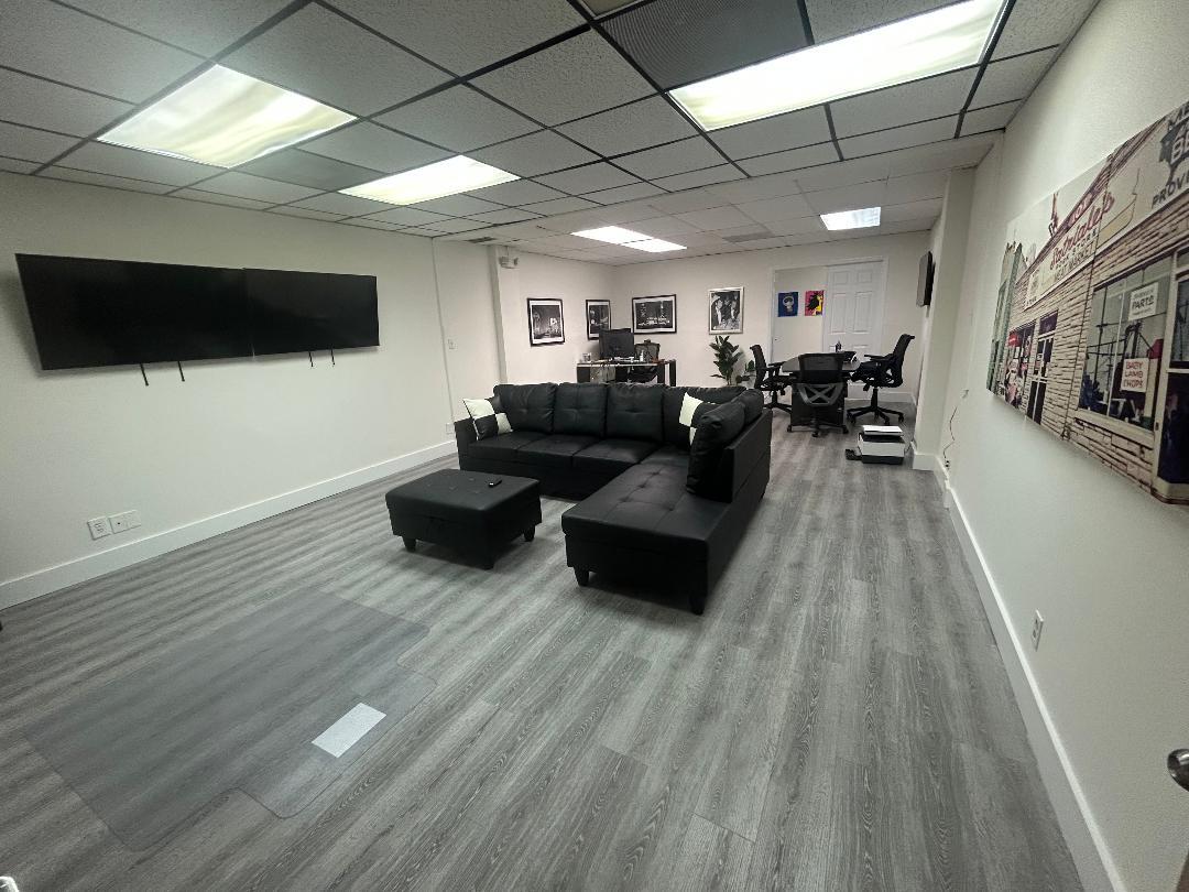 10191 W Sample Rd, Coral Springs, FL à louer Photo intérieure– Image 1 sur 3