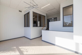 522 9th St W, Bradenton, FL à louer Photo intérieure– Image 2 sur 14