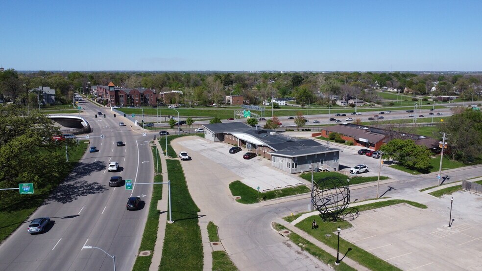 945 19th St, Des Moines, IA à vendre - Photo de l’immeuble – Image 3 sur 11