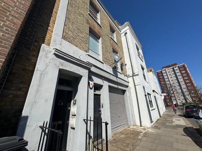 141 Greyhound Rd, Londres à vendre - Photo de l’immeuble – Image 3 sur 15
