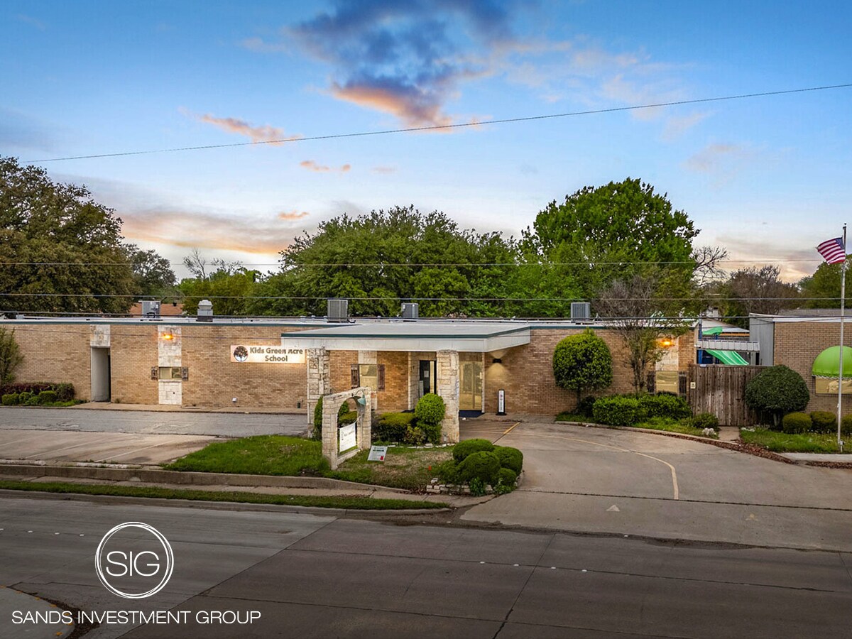 675 W Oates Rd, Garland, TX à vendre Photo de l’immeuble– Image 1 sur 6