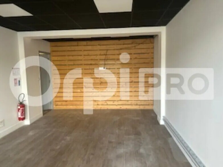 Bureau dans Gleizé à louer - Photo de l’immeuble – Image 1 sur 5