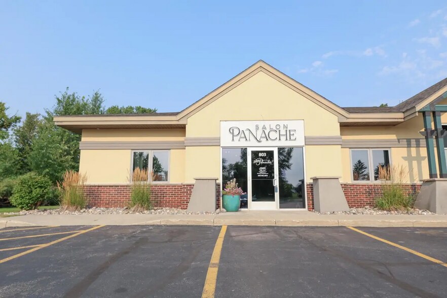 510 22nd Ave E, Alexandria, MN à vendre - Photo de l’immeuble – Image 2 sur 3