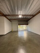 4317 E Santa Ana St, Ontario, CA à louer Photo intérieure– Image 2 sur 4