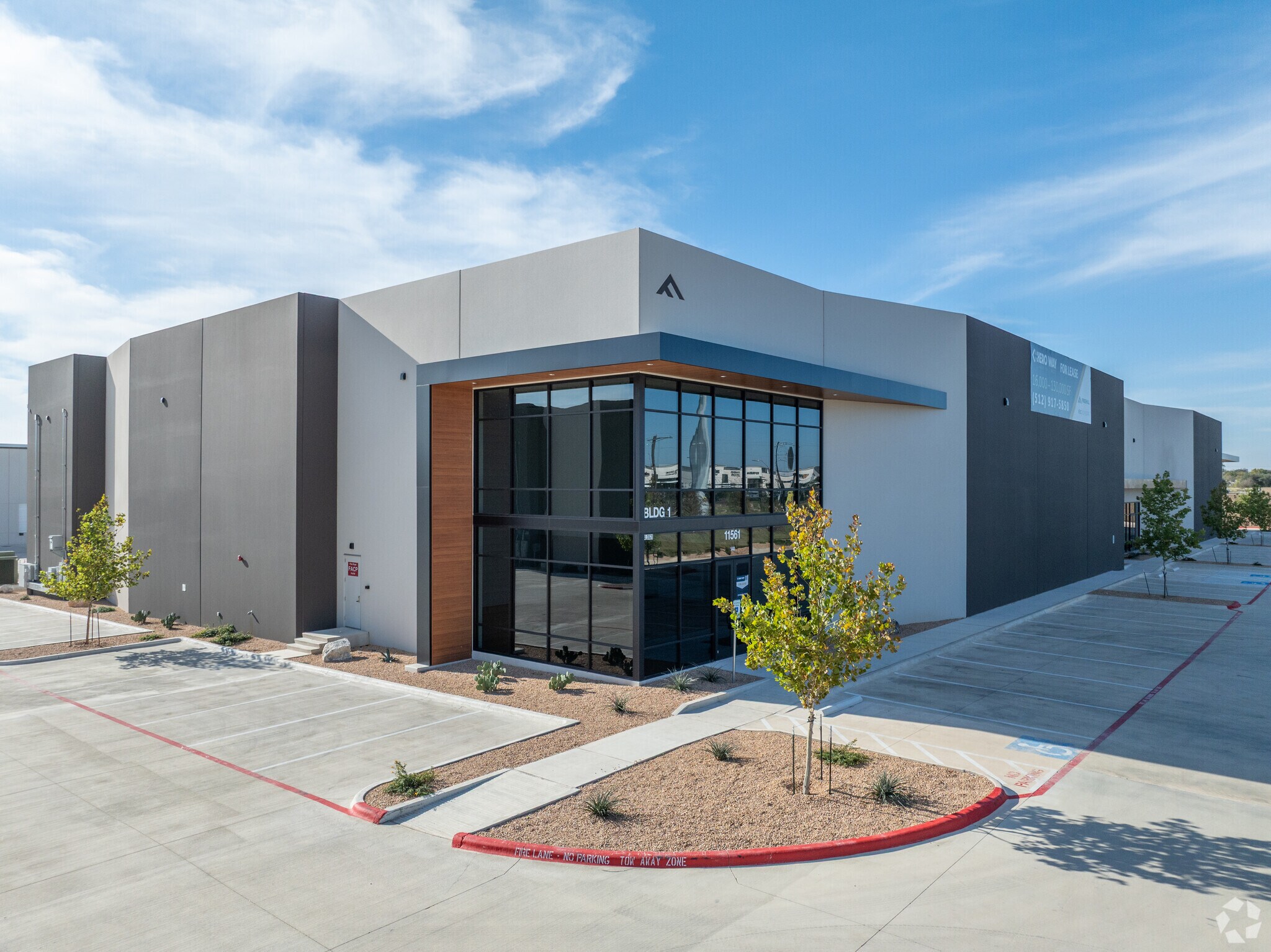 Hero Way West, Leander, TX à louer Photo principale– Image 1 sur 44