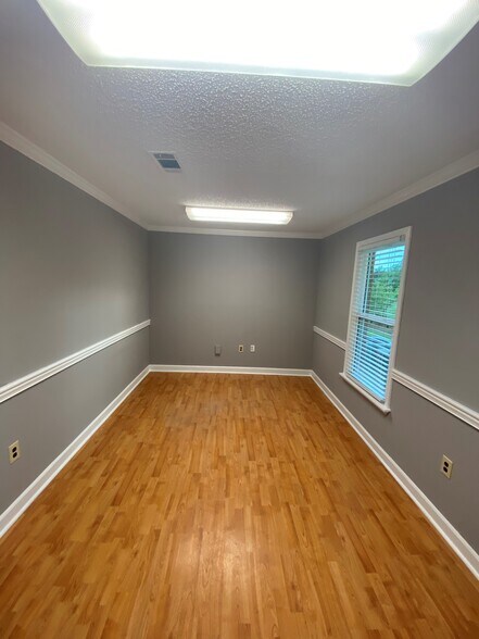 629 Lakeland East Dr, Flowood, MS à louer - Photo intérieure – Image 2 sur 5