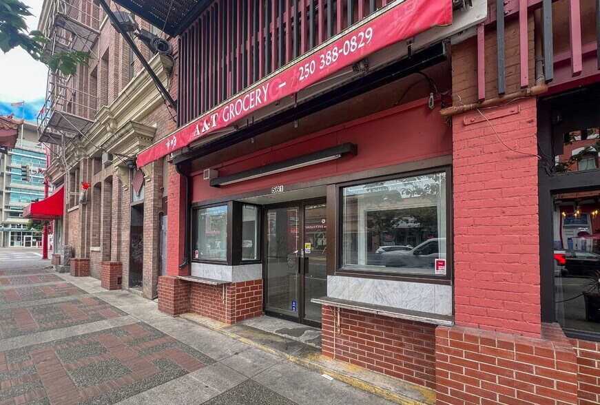 557-561 Fisgard St, Victoria, BC à louer - Photo de l’immeuble – Image 2 sur 5