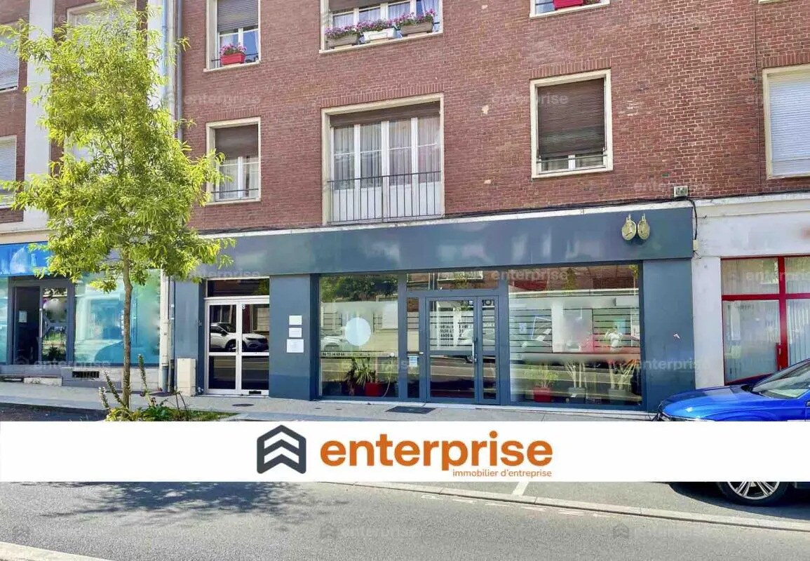 Local commercial dans Amiens à louer Photo de l’immeuble– Image 1 sur 2