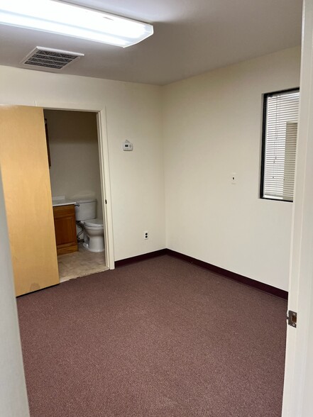 885 Lincoln Ave, Glen Rock, NJ à louer - Photo intérieure – Image 3 sur 5