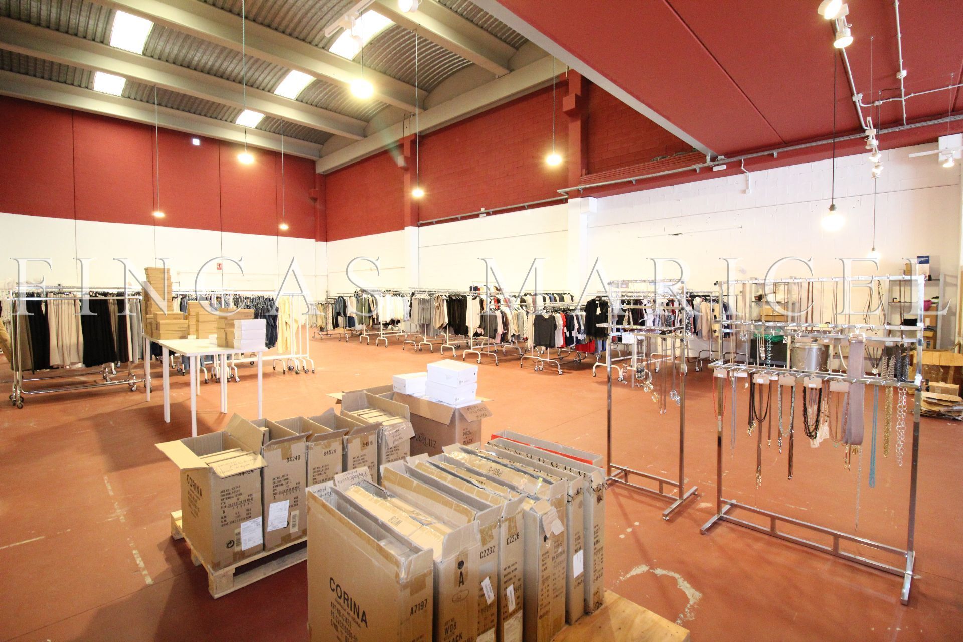 Industriel/Logistique dans Sitges, Barcelona à louer Photo intérieure– Image 1 sur 26