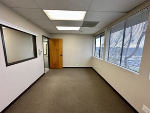 3665 Ruffin Rd, San Diego, CA à louer Photo intérieure– Image 1 sur 13