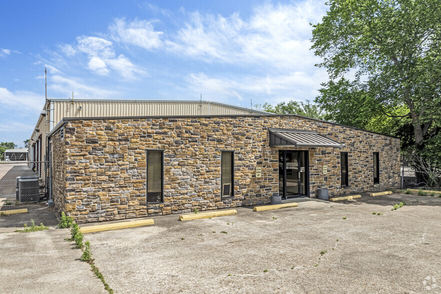 3615 Almeda Genoa Rd, Houston, TX à louer - Photo principale – Image 1 sur 12