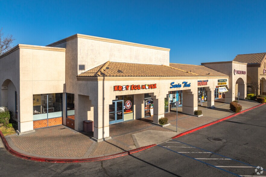 300 S Highland Springs Ave, Banning, CA à vendre - Photo principale – Image 1 sur 6