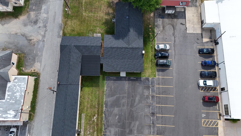 832 Main St, Kannapolis, NC à louer - Photo de l’immeuble – Image 3 sur 11