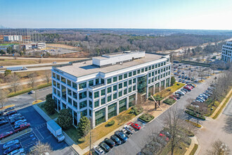 3700 Arco Corporate Dr, Charlotte, NC - VUE AÉRIENNE  vue de carte - Image1