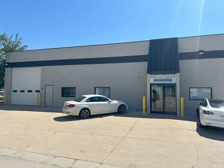 6060 W 59th Ave, Arvada, CO à louer - Photo de l’immeuble – Image 3 sur 22