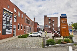 Plus de détails pour 32 Main St, Biddeford, ME - Local d'activités à louer