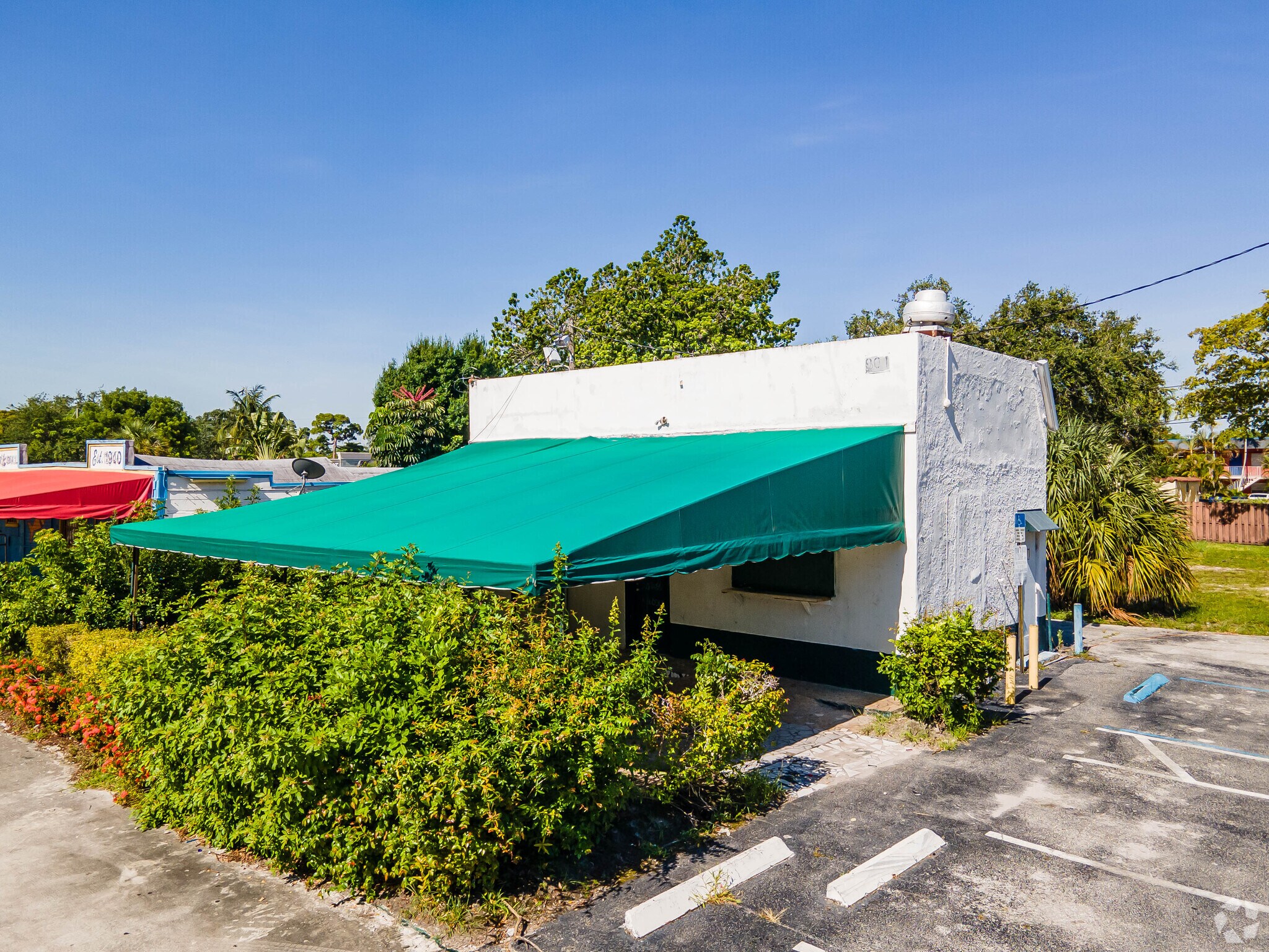 901 S Andrews Ave, Fort Lauderdale, FL à vendre Photo de l’immeuble– Image 1 sur 4