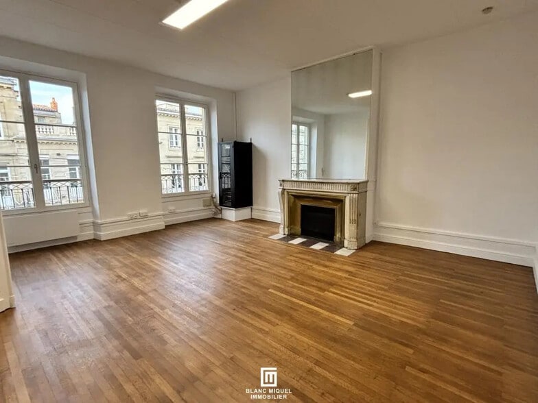 Bureau dans Bordeaux à louer - Photo intérieure – Image 1 sur 7