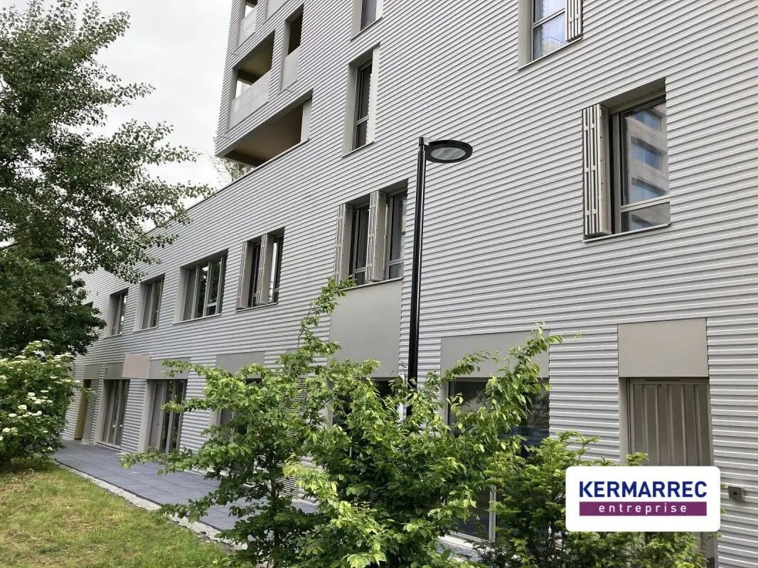 Bureau dans Saint-Jacques-de-la-Lande à vendre Photo principale– Image 1 sur 1