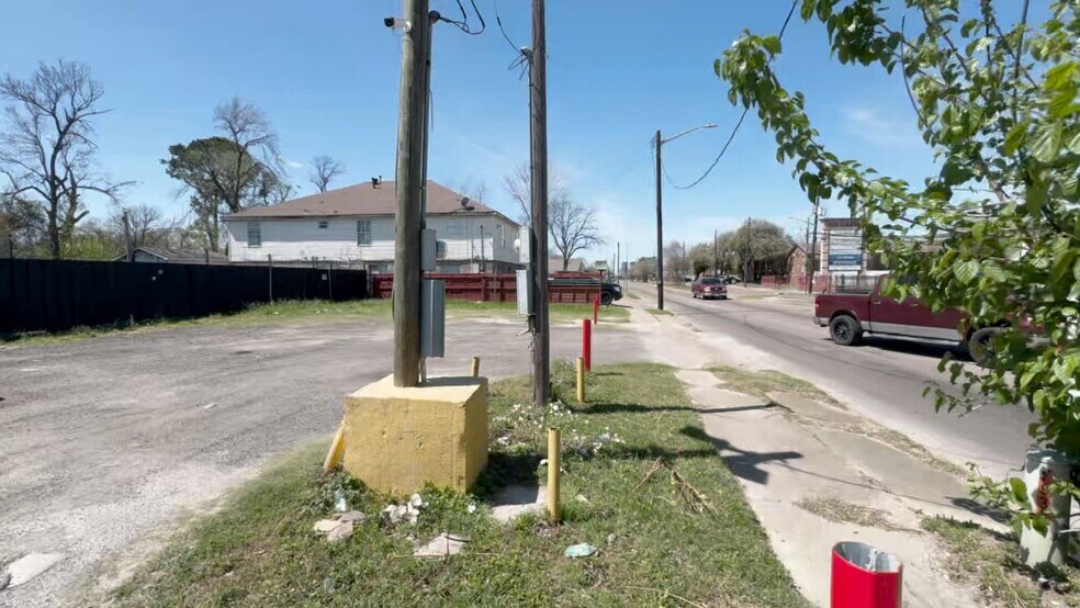 9333 Irvington Blvd, Houston, TX à vendre - Vidéo sur l’annonce professionnelle – Image 2 sur 8