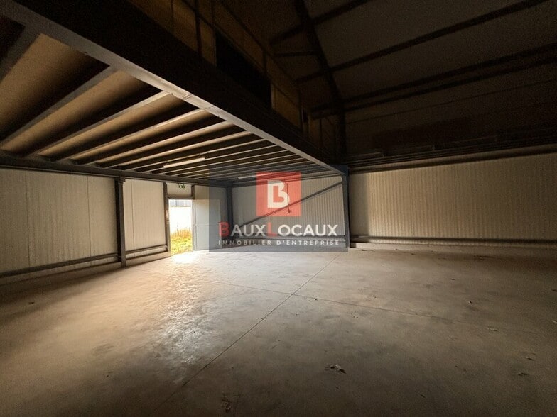Local d'activités dans Châteaurenard à vendre - Photo intérieure – Image 3 sur 6
