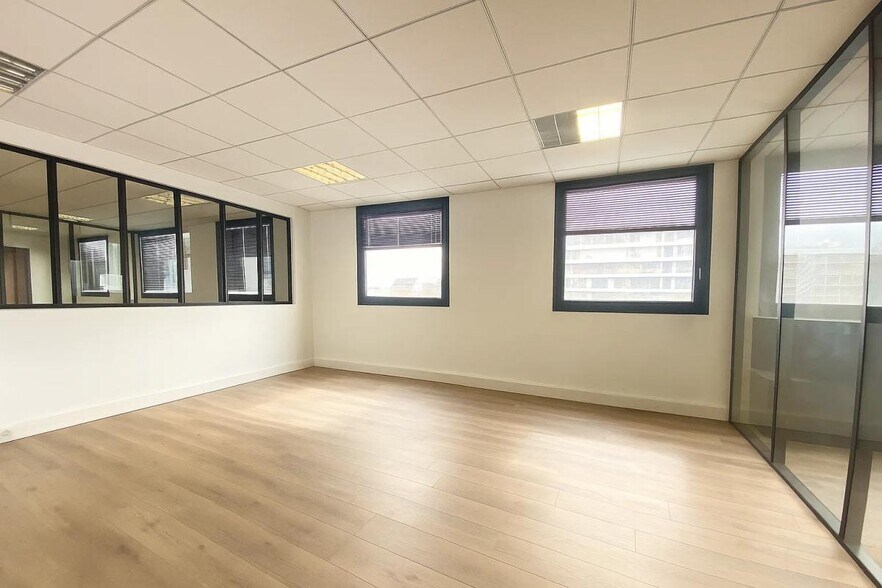 Bureau dans Boulogne-Billancourt à vendre - Photo intérieure – Image 2 sur 6