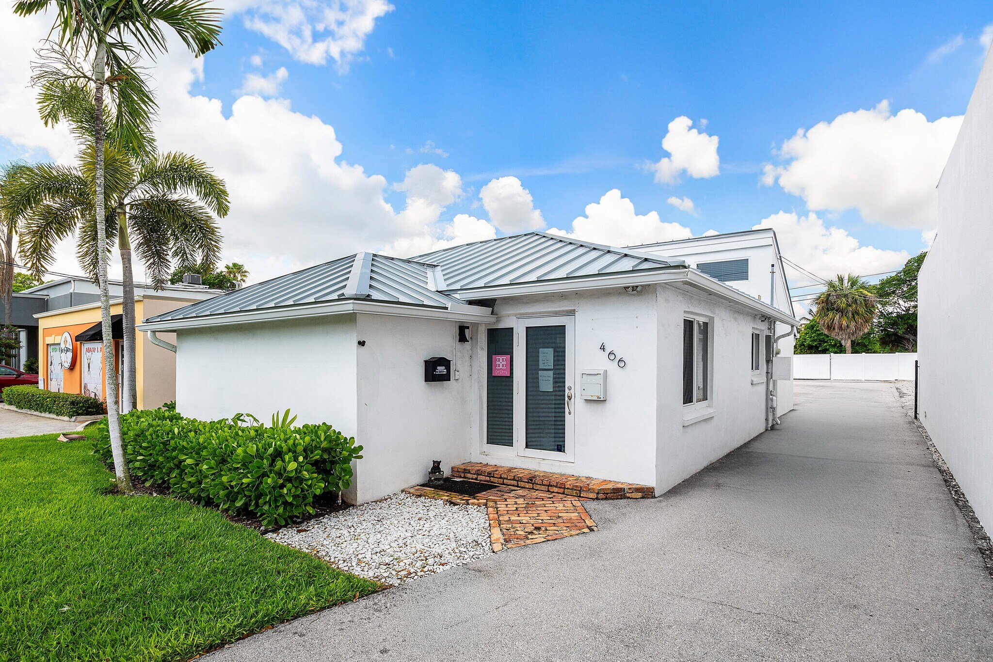466 NE 5th Ave, Delray Beach, FL à vendre Photo principale– Image 1 sur 35