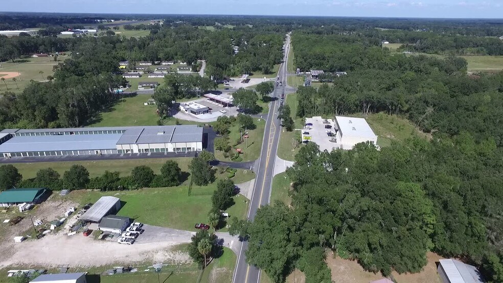NE 70th St, Ocala, FL à vendre - Vidéo sur l’annonce professionnelle – Image 2 sur 6