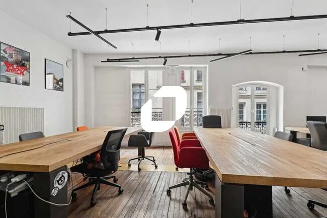 Plus de détails pour Local commercial à vendre