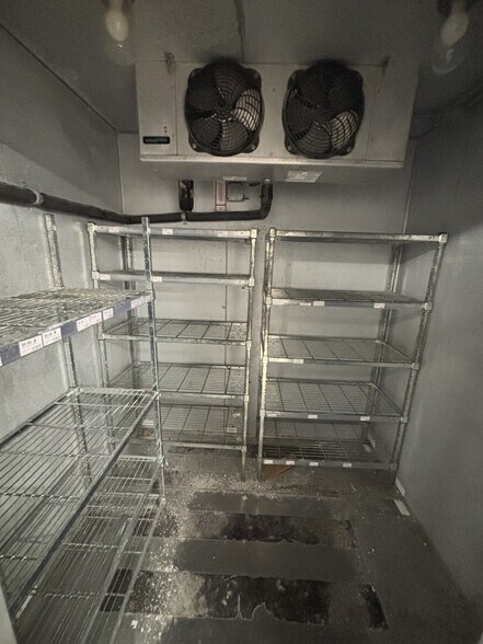 2020 7th Ave, Marion, IA à louer - Photo de l’immeuble – Image 3 sur 13