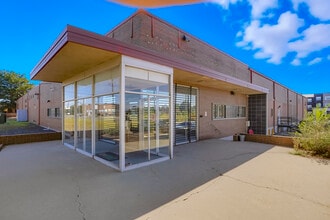 3880 Holly St, Denver, CO à vendre Photo intérieure– Image 2 sur 6