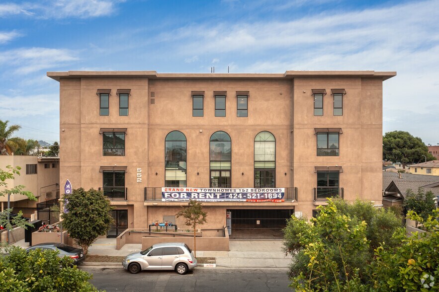 552 N Hobart Blvd, Los Angeles, CA à vendre - Photo de l’immeuble – Image 3 sur 38