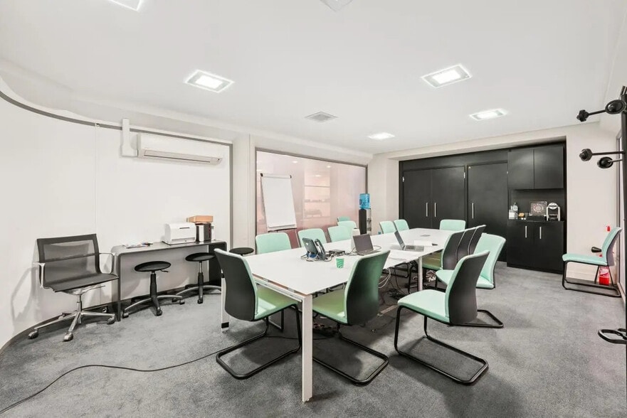 23 Rue De Berri, Paris à louer - Plan d’étage – Image 2 sur 8
