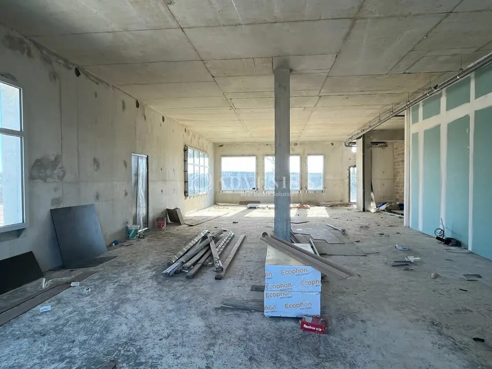 Local commercial dans Serris à vendre Photo de l’immeuble– Image 1 sur 11